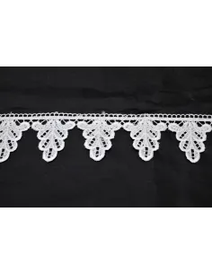 PIZZO MACRAME ALTEZZA  6 CM   CONFEZIONE DA MT 19,3 8G8036A