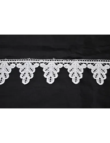 PIZZO MACRAME ALTEZZA  6 CM   CONFEZIONE DA MT 19,3 8G8036A