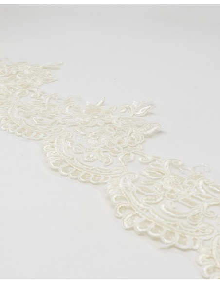 Pizzo Rebrodè 15cm 18946A-SMALL.IVORY
