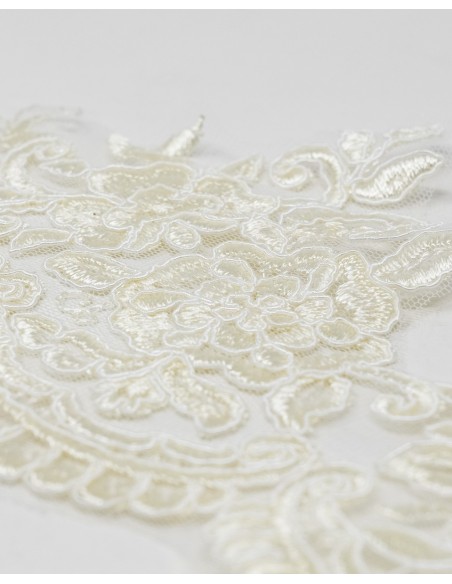 Pizzo Rebrodè 15cm 18946A-SMALL.IVORY